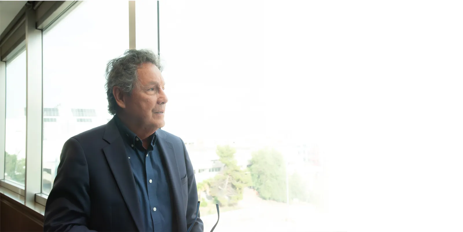 Dr. Álvaro Martínez